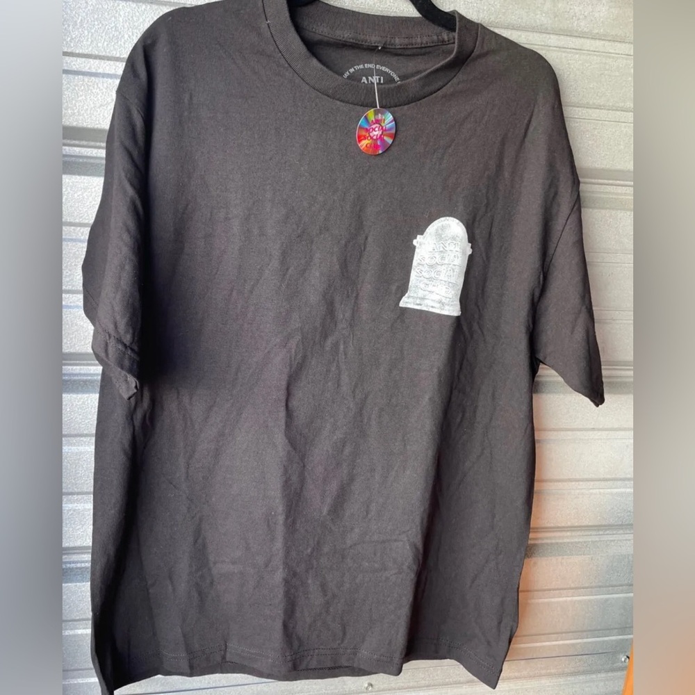Brand New Anti Social Social Club ASSC Black Graveyard T-Shirt SZ M